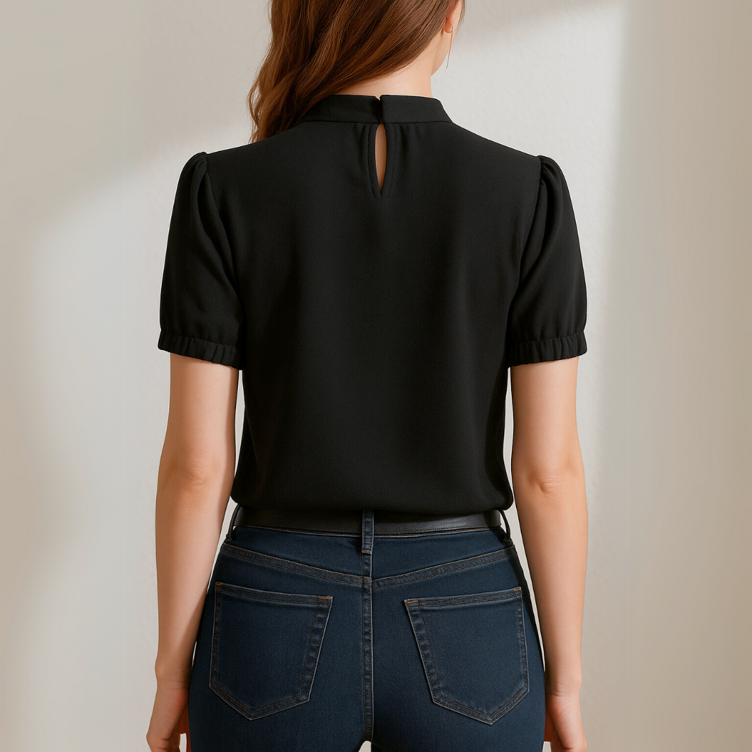 Inge™ | Blouse Plissée Noire avec Manches Fendues
