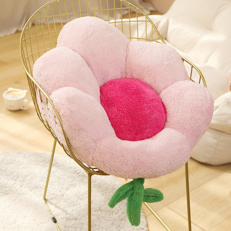 Coussin de sol futon fleuri pour la maison, idéal pour les petits espaces.