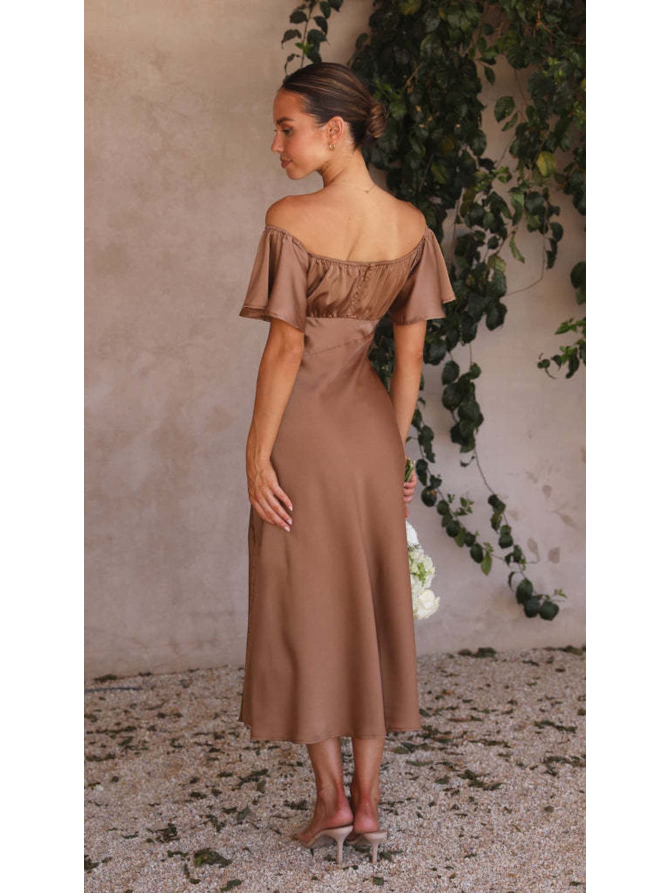 Robe satin chic pour mariage