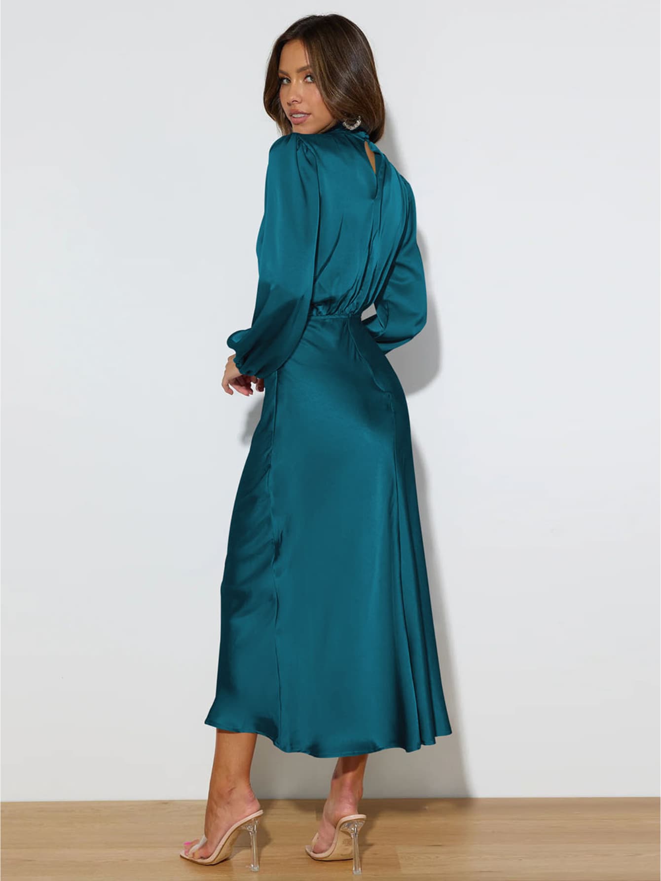 Robe longue chic satin