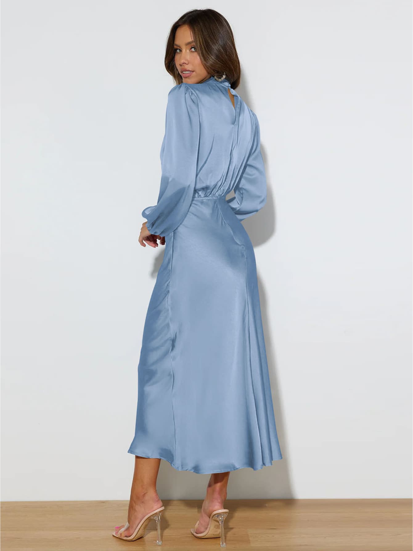 Robe longue chic satin