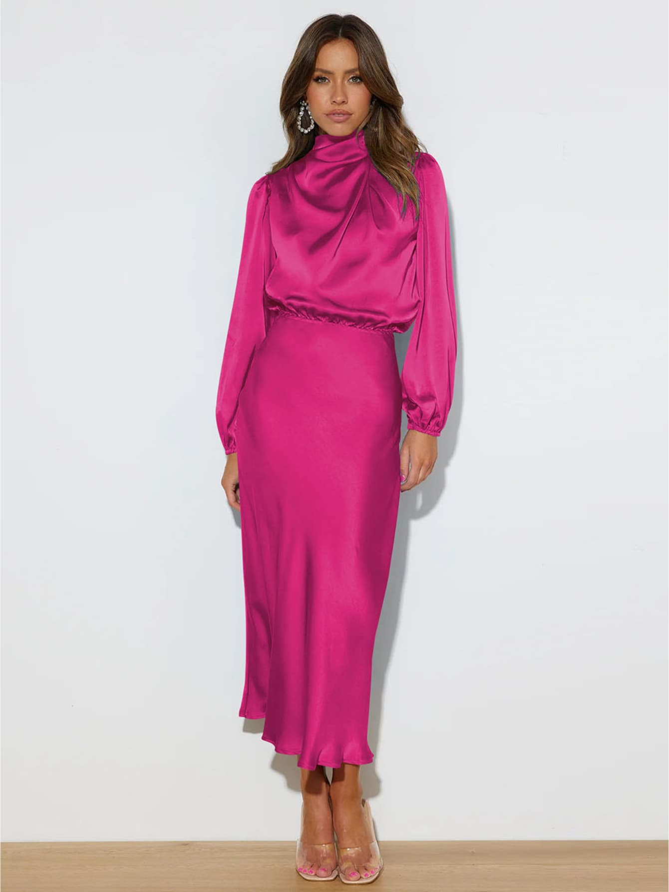 Robe longue chic satin