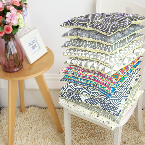 Coussin de chaise rond à cinq cercles en polyester imprimé lin et coton, pour baie vitrée.