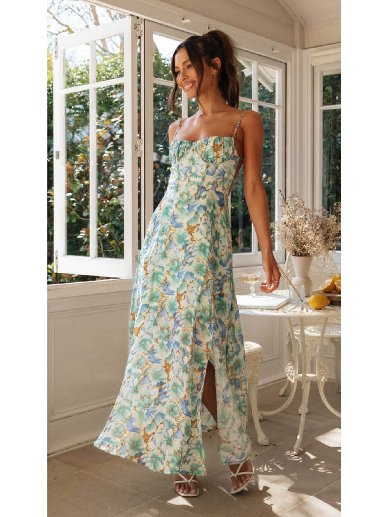 Robe dos nu imprimé floral