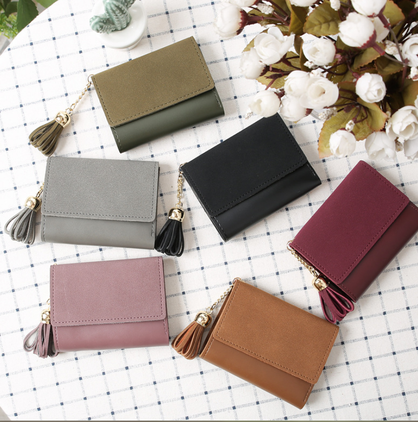 Petit portefeuille a rabat classique