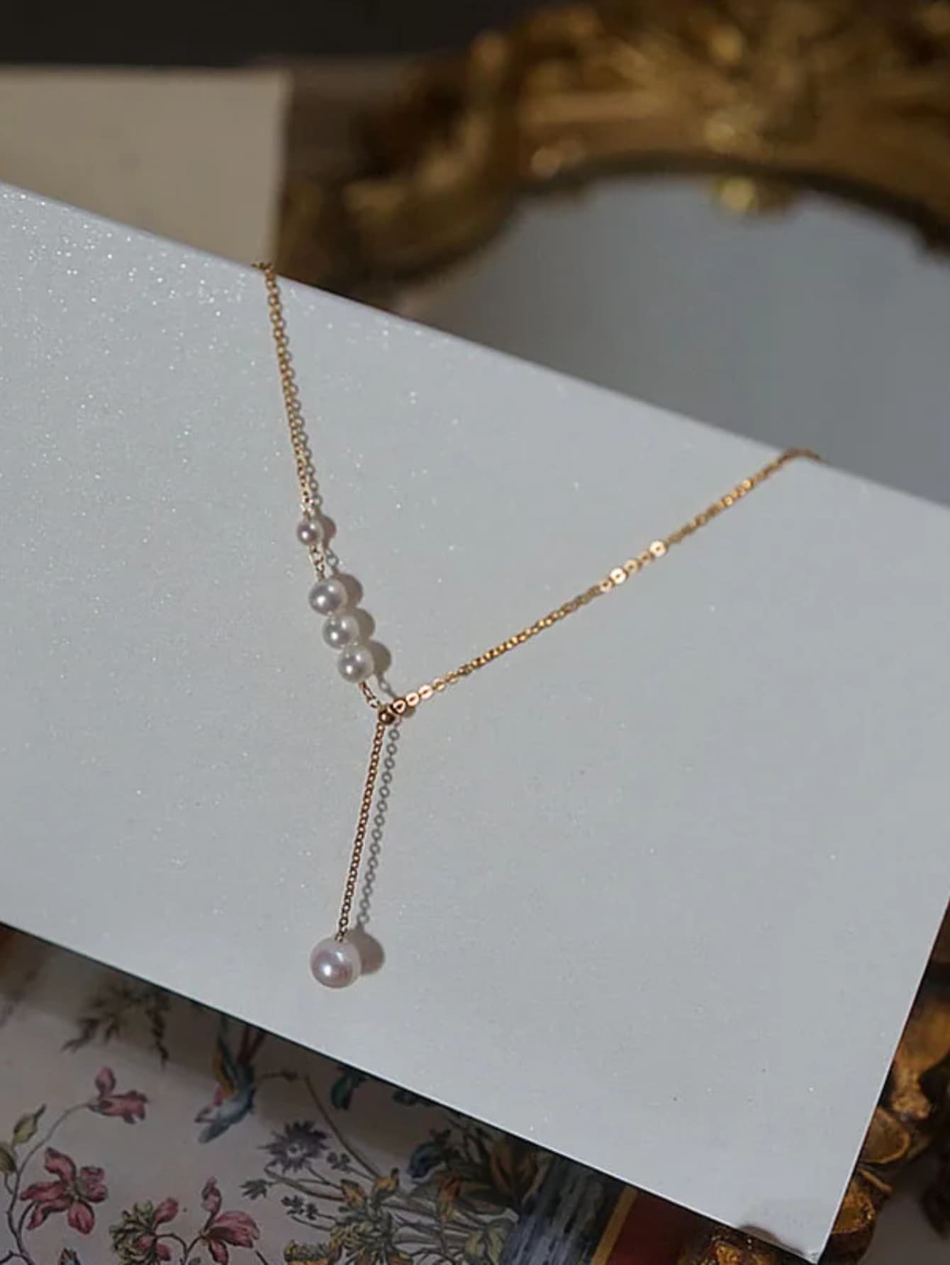 Collier pendant avec perles pour femme