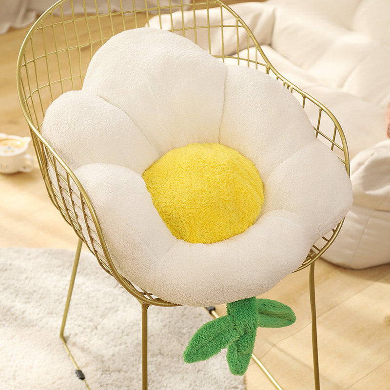 Coussin de sol futon fleuri pour la maison, idéal pour les petits espaces.