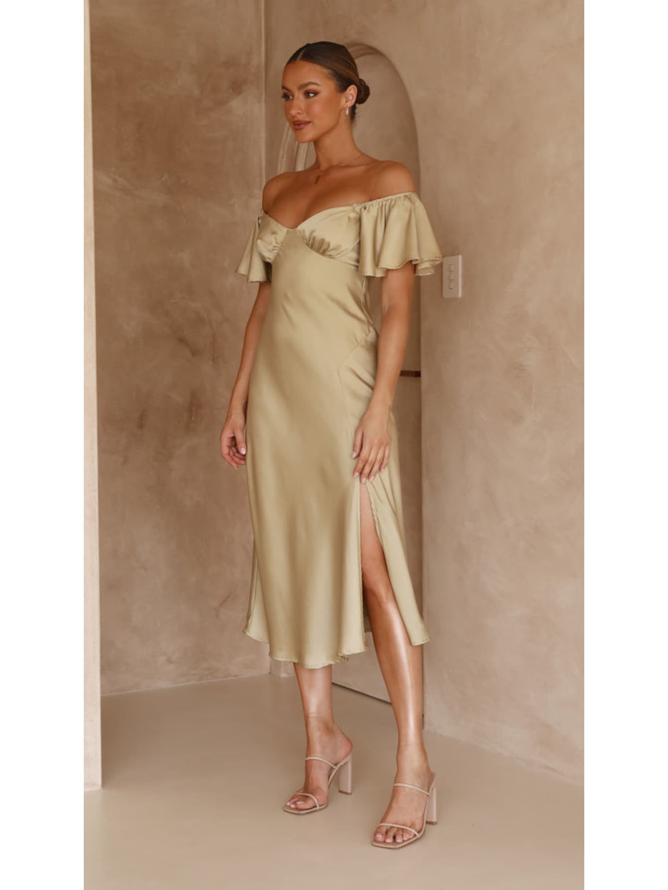 Robe satin chic pour mariage