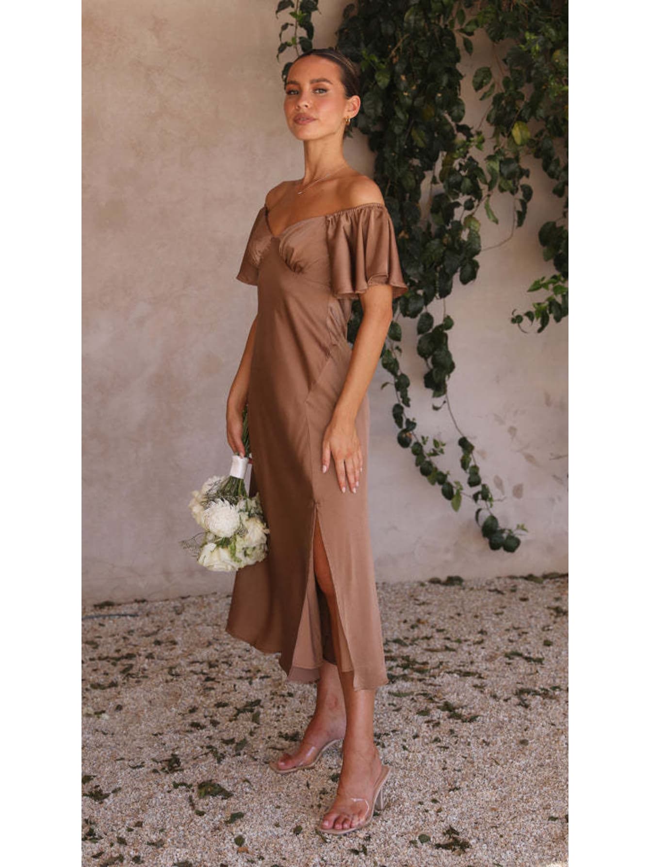 Robe satin chic pour mariage