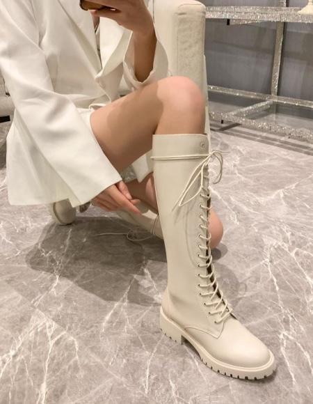 Bottes hautes à lacets Crème