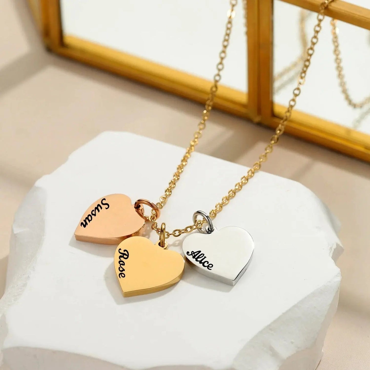 Collier à breloques personnalisables