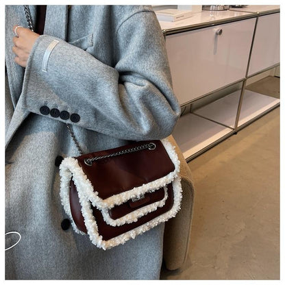 Sac à main moumoute