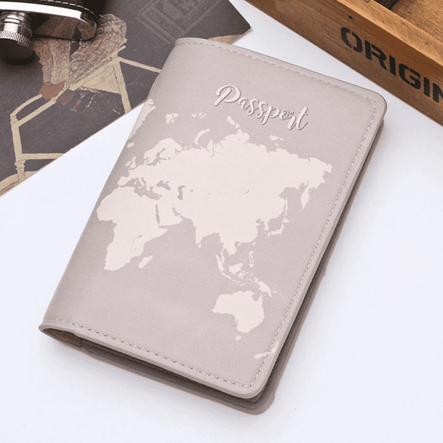 Etui passeport <br> Carte du monde