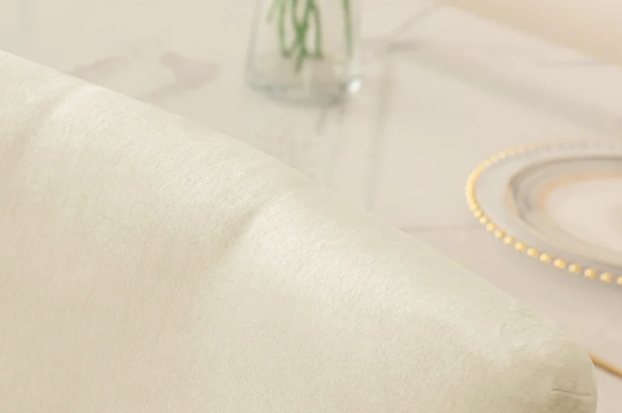 Housse de chaise Inclinée <br> Velours Blanc