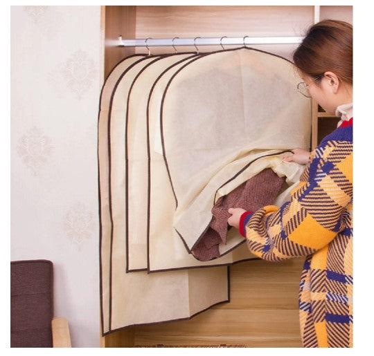 Housse de Costume